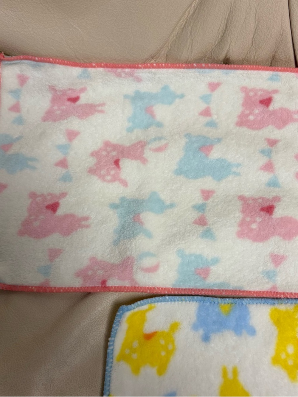 Set of 2 Rody Japan Hand Towels Pink Blue Yellow - Picture 3 of 8